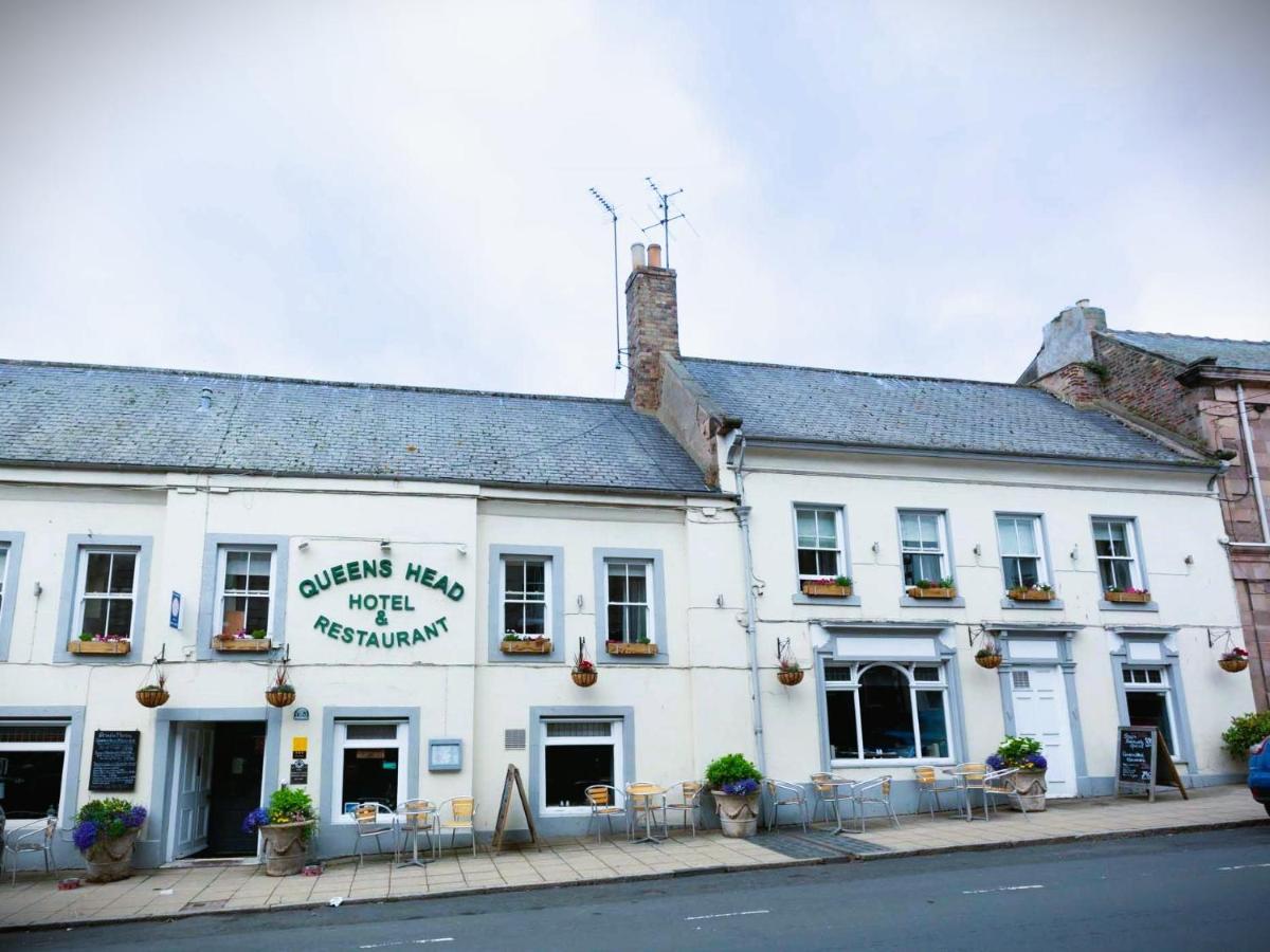 Queens Head Hotel Berwick Upon Tweed Bagian luar foto